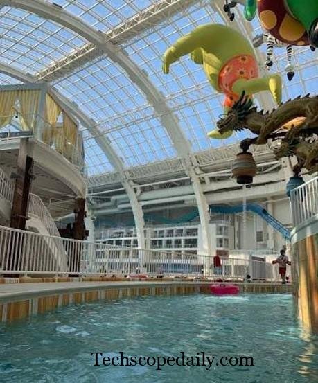 Wave Pool and Lazy River Experience